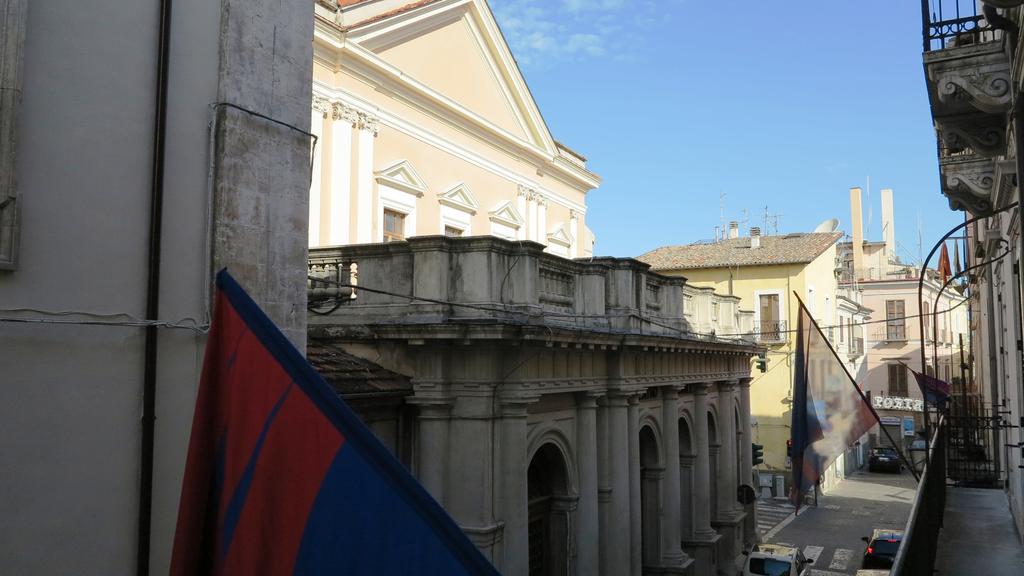 B&B Del Teatro Sulmona Oda fotoğraf
